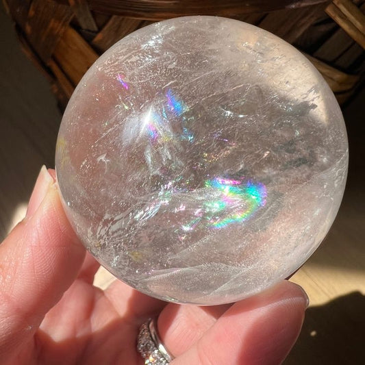 Guide to rough quartz for daily clarity with Tibetan‑consecrated focus