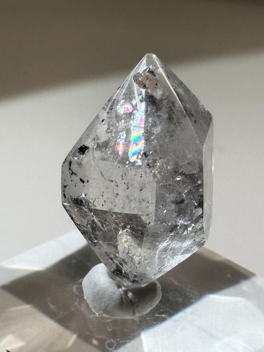 Guide to Crystal List Essentials: Meanings, Master Blessings, and Smart Buying