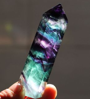 Guide to Raw Crystals for Everyday Energy, Style, and Tibetan Blessings