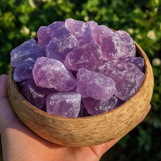 Guide to Crystals for Abundance: Practical Rituals and Consecrated Clarity