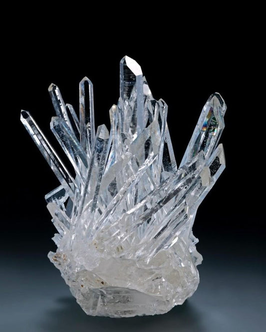Guide to crystal formations with Tibetan‑consecrated focus, harmony, and daily calm