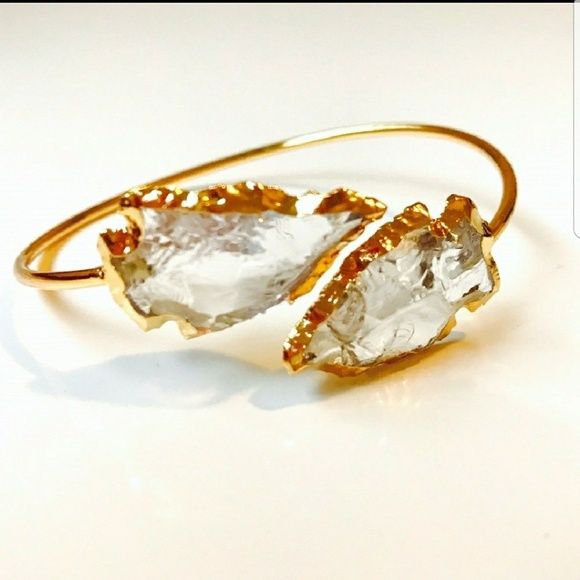 Guide to How to Use Crystals: Daily Rituals and Consecrated Power