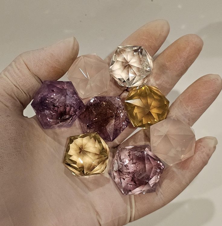 Guide to Quartz Crystal Benefits: A Friendly Path to Sacred, Blessed Power