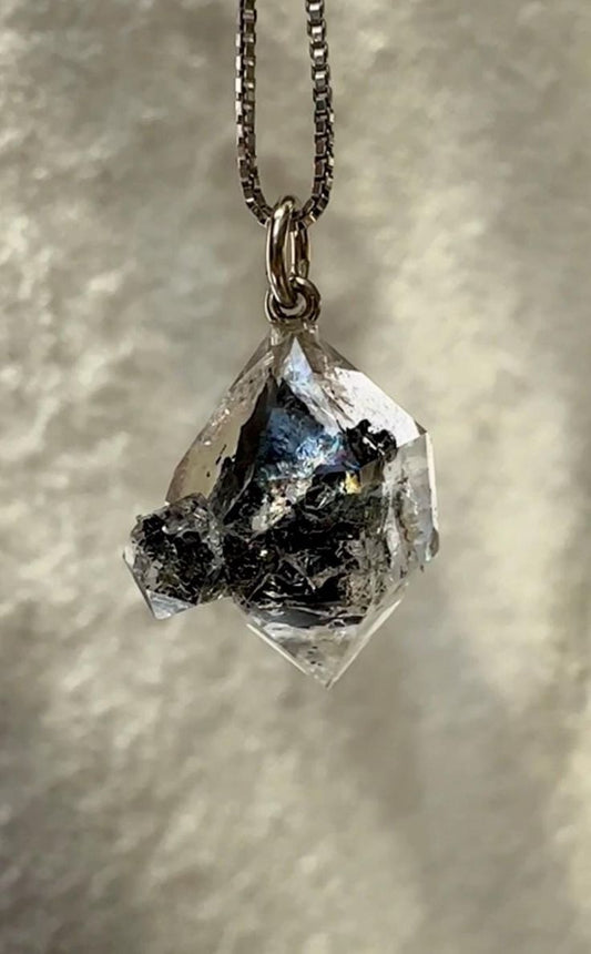 Guide to Gemstone Necklace: Style, Meaning, and Master-Blessed Power