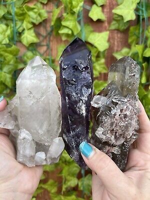 The Clearest Crystal Explained: Properties, Mechanisms, Traditions, and Real Uses