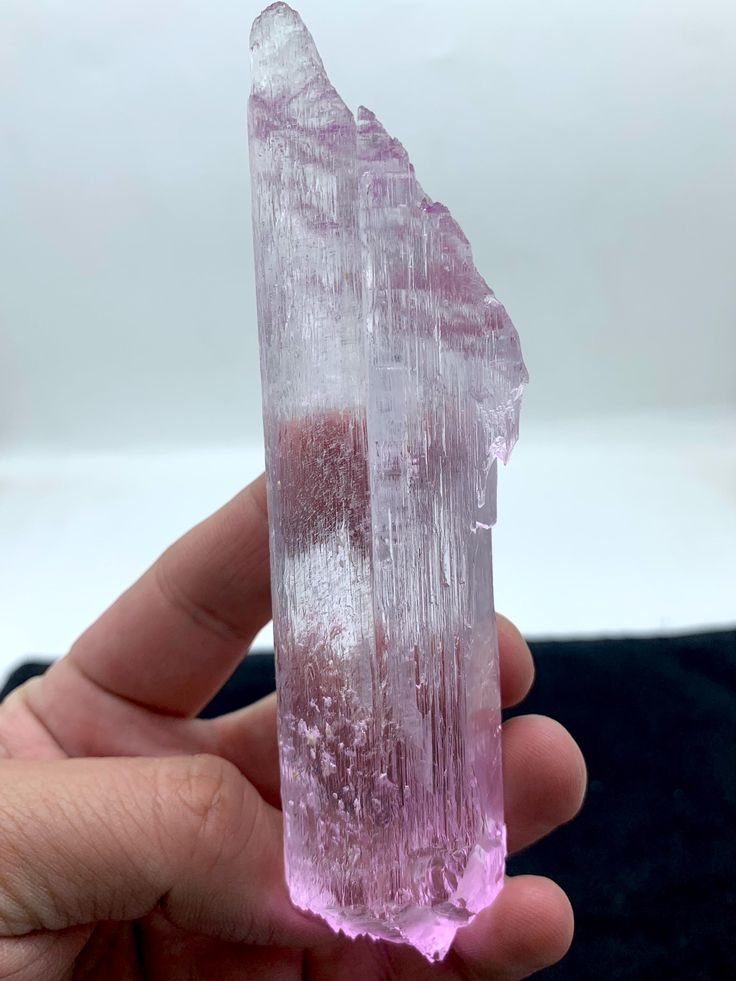 10 Best Crystals for Anxiety: Calm Picks, Buying Tips, and Daily Use