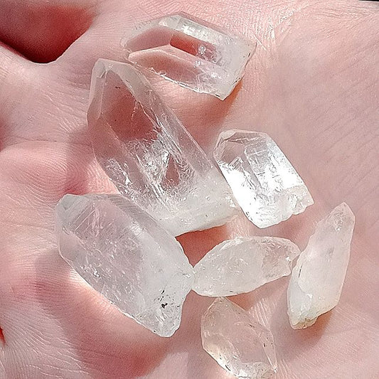 Guide to Metaphysical Supply Store Shopping: Master‑Blessed Crystals That Work