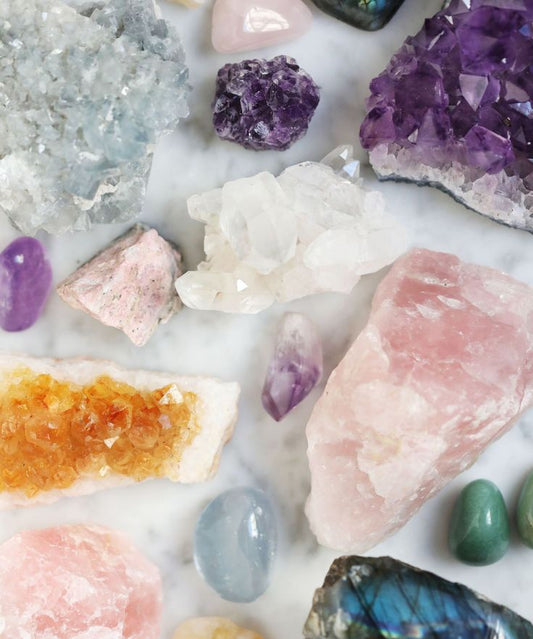 Guide to Amethyst Rock Meaning: Calm, Clarity, and Consecrated Grace