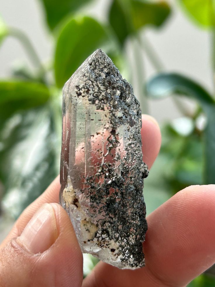 How to Make a Wire Wrapped Jewelry Pendant: Step-by-Step Guide