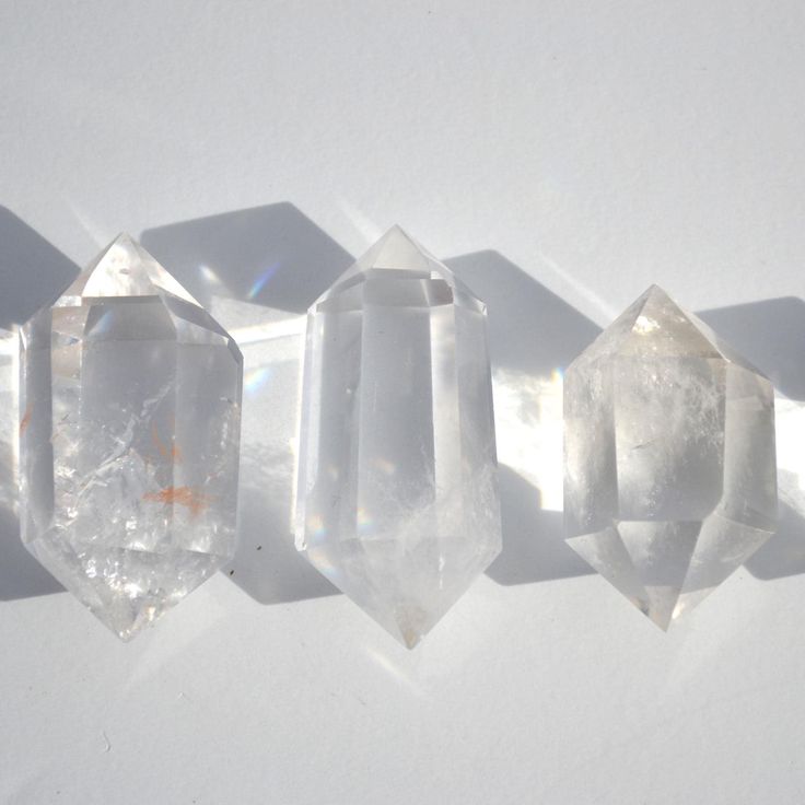 A Guide to Crystal Points: Sacred Meanings, Uses, and Buying Tips