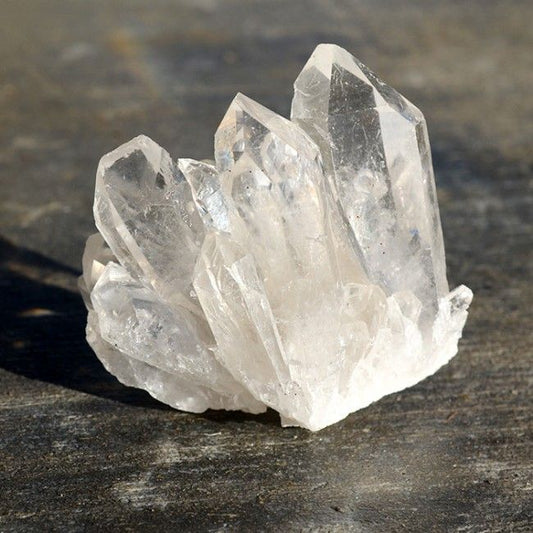 Guide to clear crystal necklace choices with Tibetan‑consecrated clarity