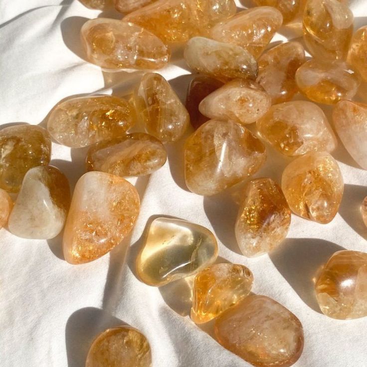 Guide to Crystals for Good Fortune: Practical Luck with Consecrated Power