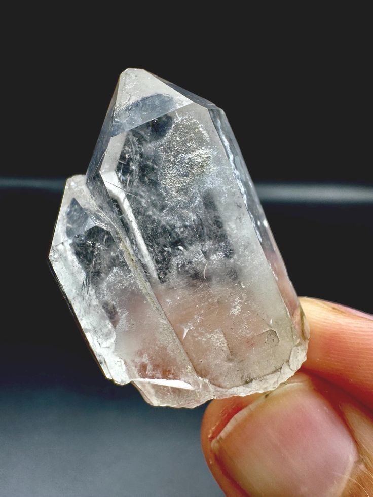 Guide to How to Charge Crystals: Simple Steps and Master-Blessed Power