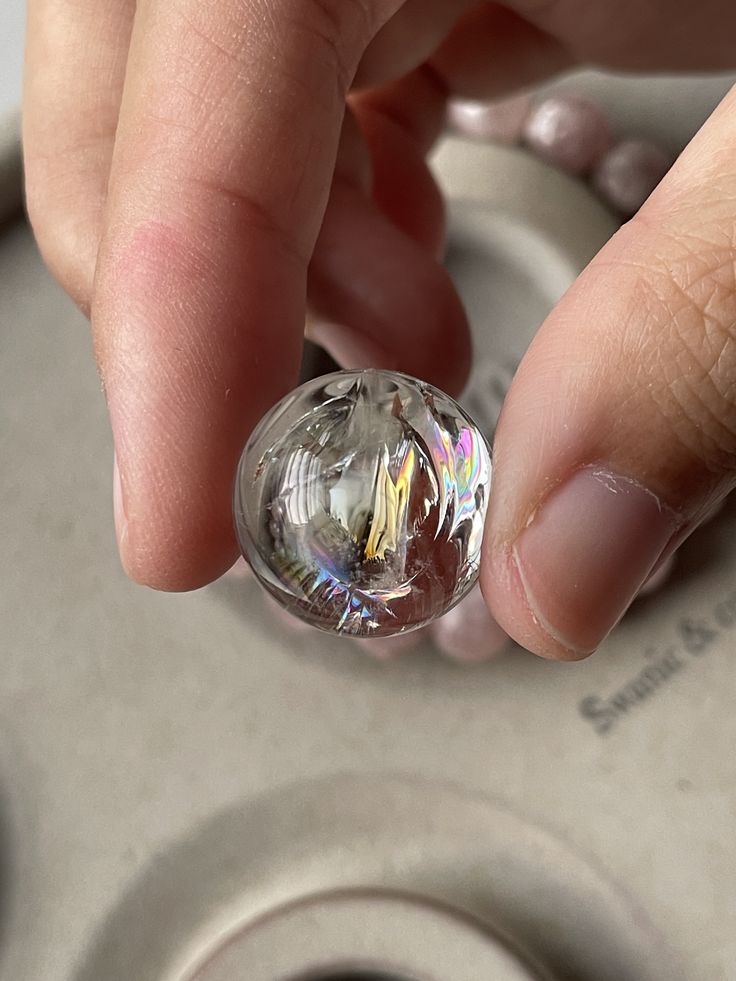 Guide to Happy Birthday Crystals: Meaningful Gifts, Rituals, and Tibetan Blessings