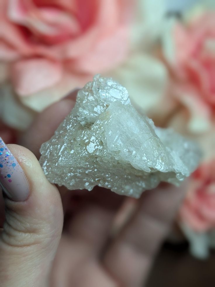 Guide to Crystal for Protection: Daily Boundaries and Master-Blessed Power