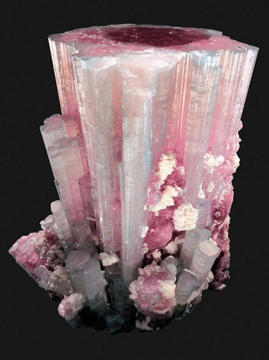 Guide to Crystal Pendant Necklace Choices: Meaning, Style, and Empowered Picks