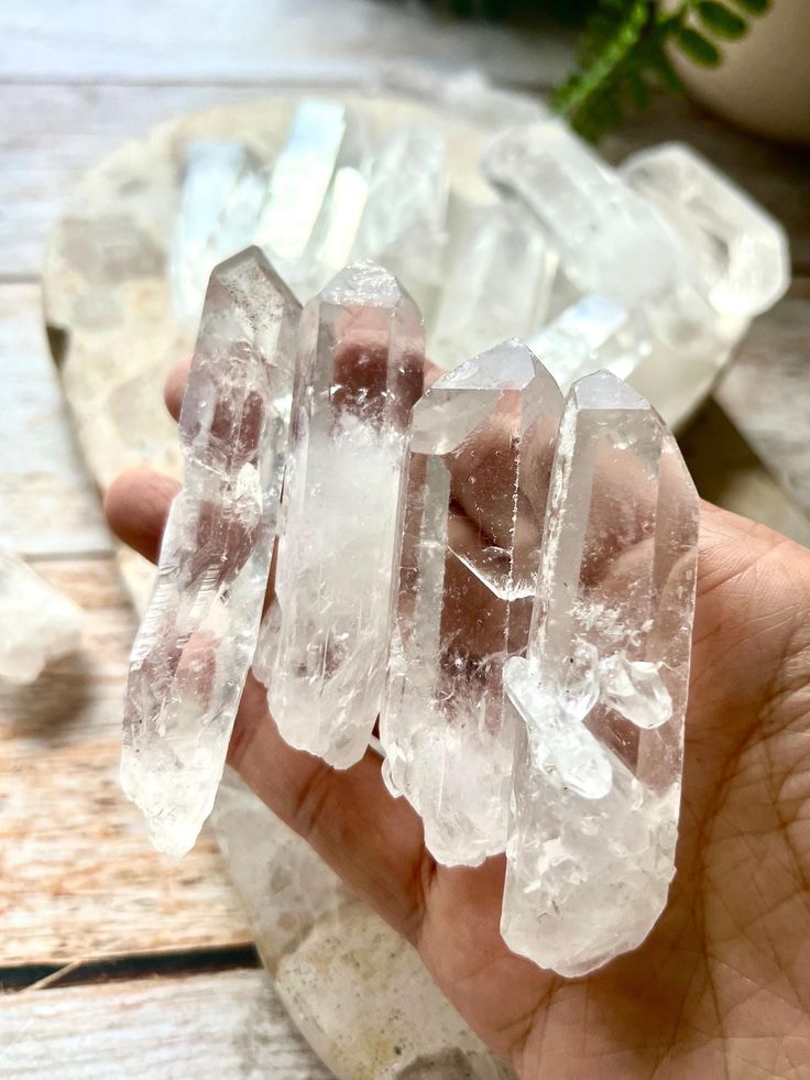 Guide to Wire Wrapped Jewelry: Styles, Care, and Master‑Blessed Power