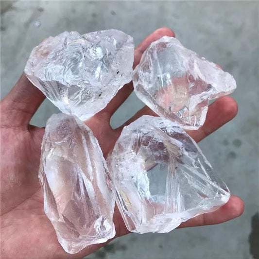 Guide to Crystal Quartz: Daily Clarity, Calm, and Master-Blessed Power
