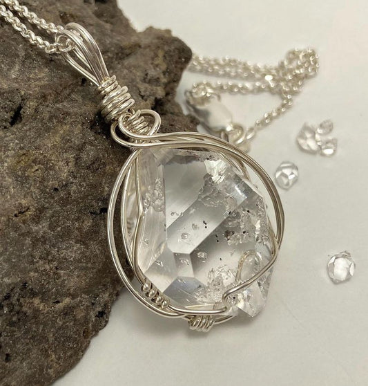 Guide to Meaning of Crystal Name: Stories, Uses, and Real-World Rituals