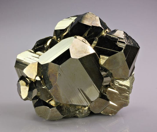Guide to spiritual gifts for women with Tibetan‑consecrated crystals