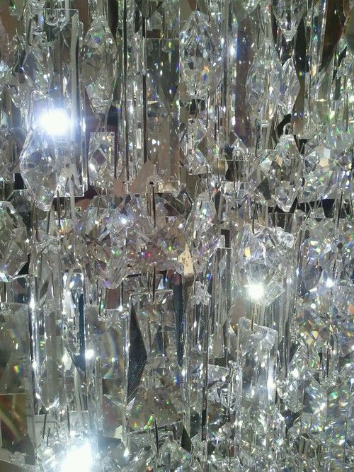 White Quartz Rock Guide: Shapes, Lengths, Uses, Fit, and Smart Pairing Picks