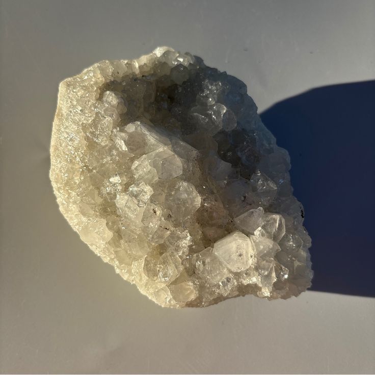 Guide to Clear Quartz Necklace: Focused Style and Master-Blessed Clarity