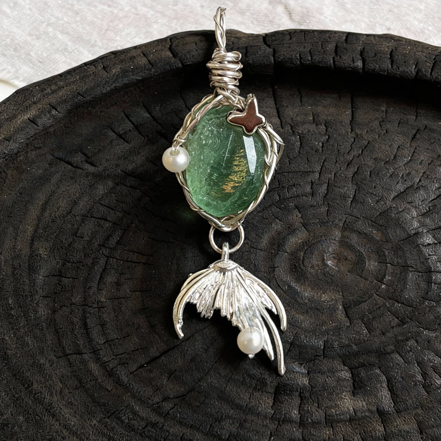 Ginkgo Whisper over Lhasa